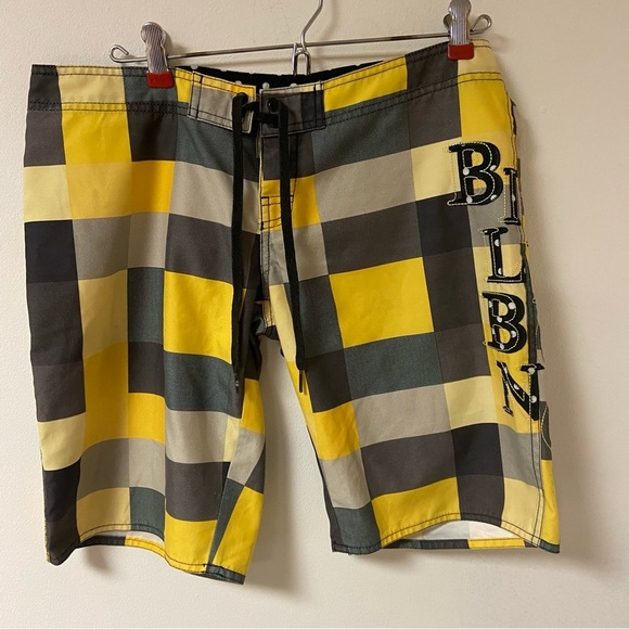 Billabong Boys Swim Trunks Board Shorts Yellow/Black Check Size 7 - Picture 1 of 9
